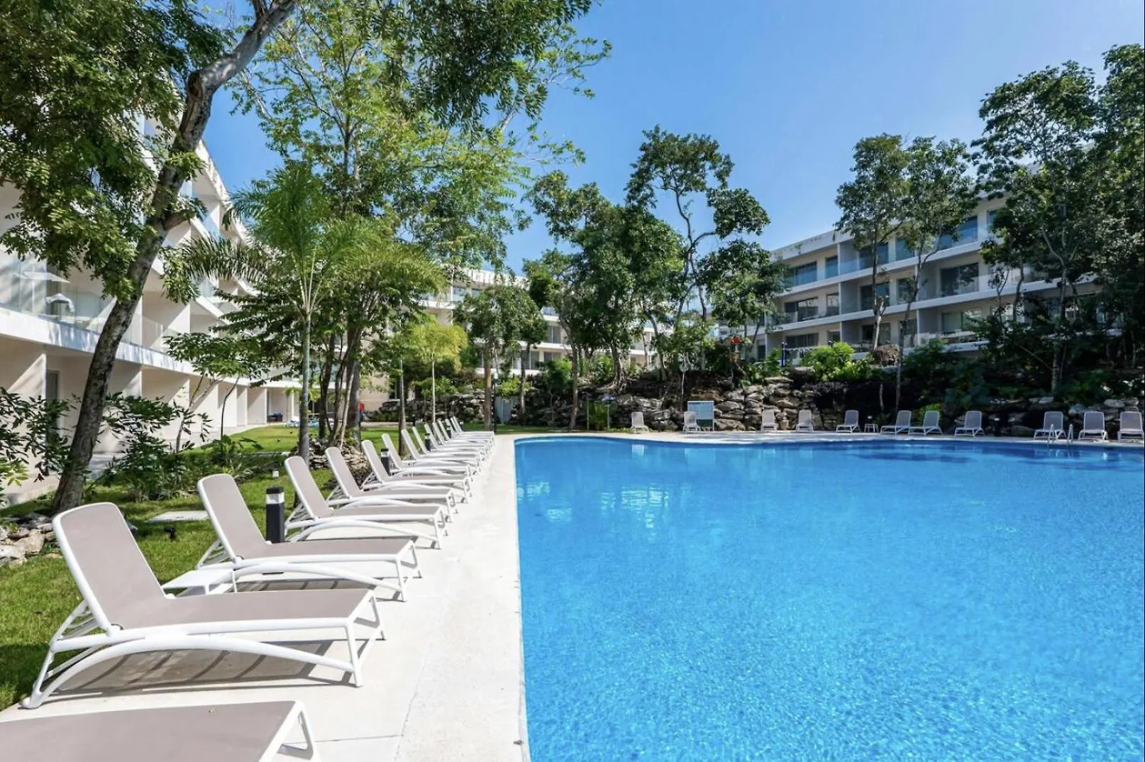 Modern Playacar Condo With Poolside Views & Nature Πλάγια Ντελ Κάρμεν Διαμέρισμα